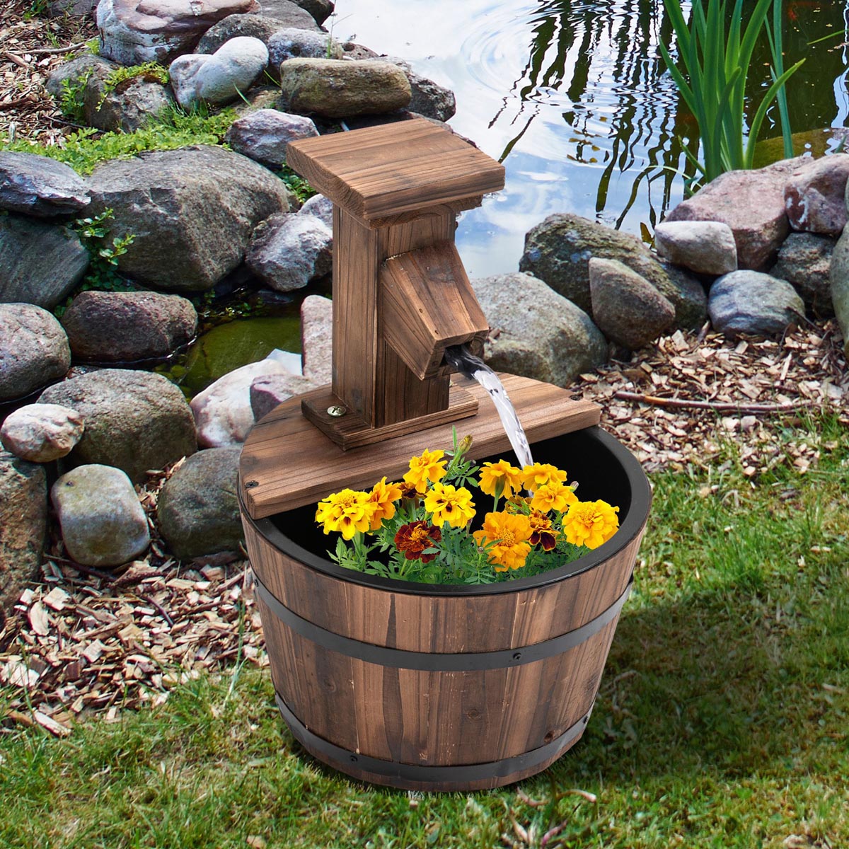 E-shop Outsunny Dřevěná zahradní fontána Vědro s kohoutkem