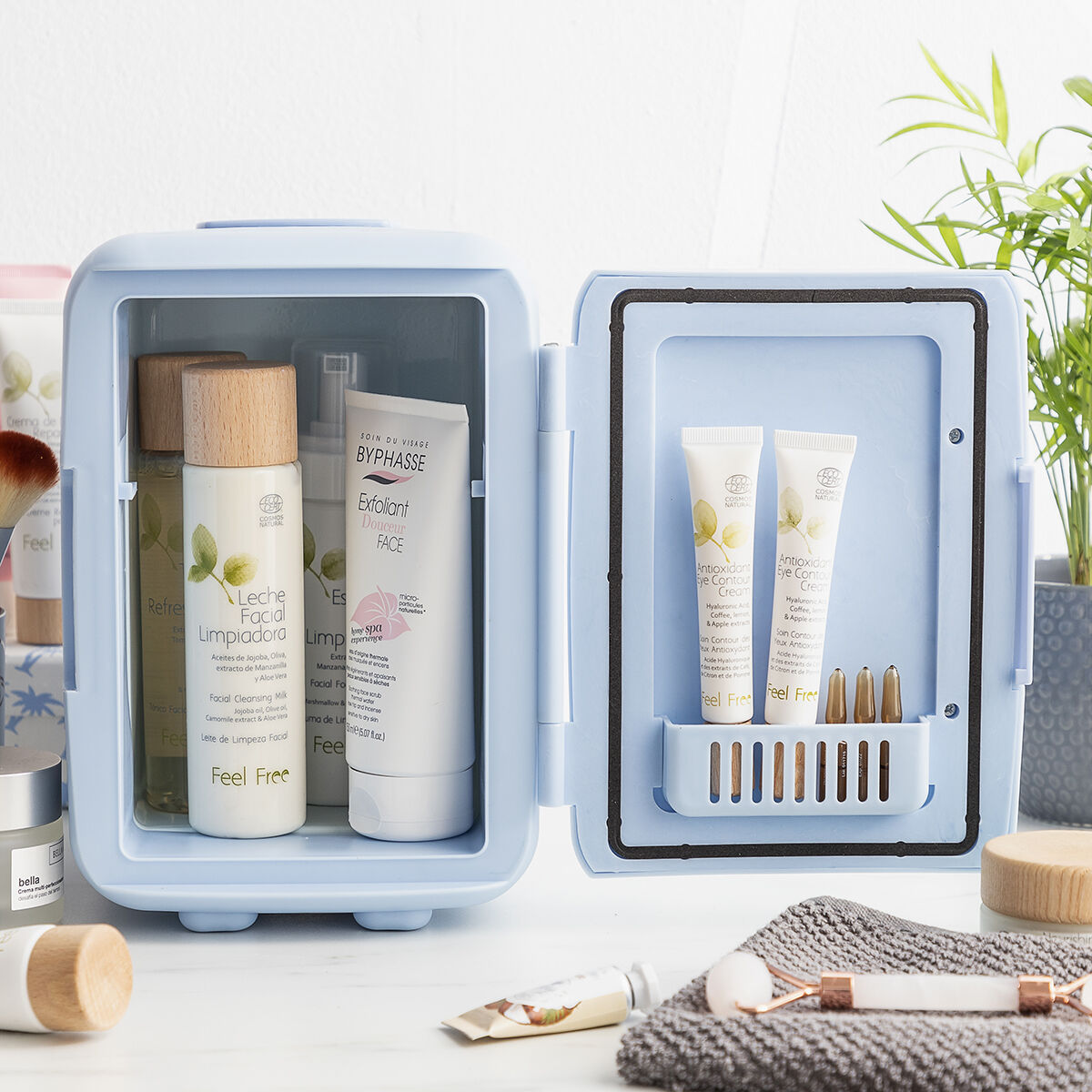 InnovaGoods Mini lednice na kosmetiku Frecos