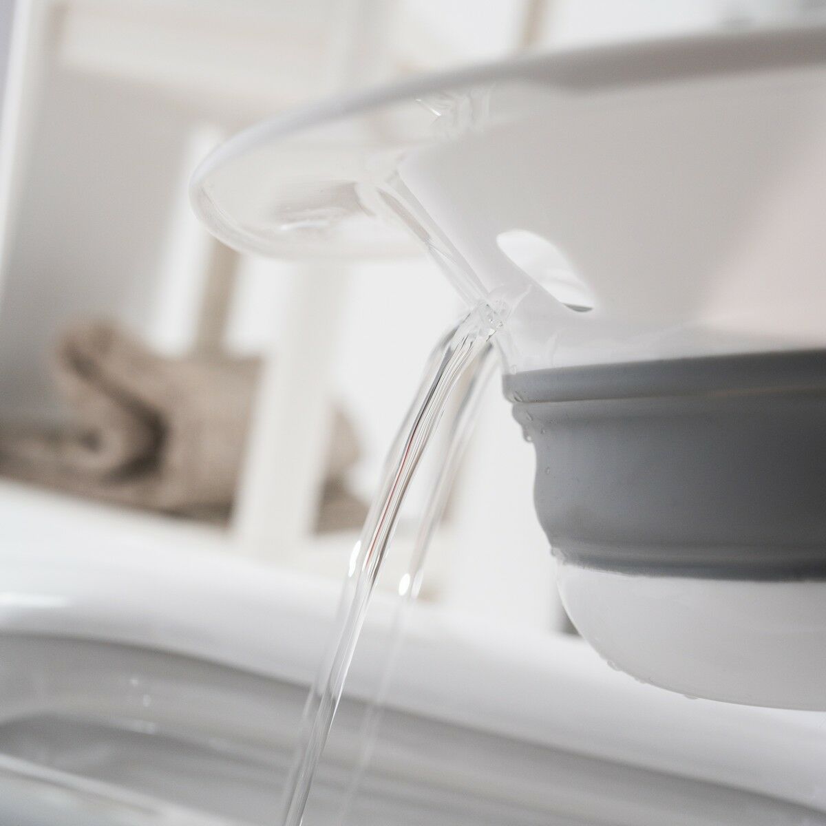 InnovaGoods Přenosný skládací bidet na toaletu Fopobi