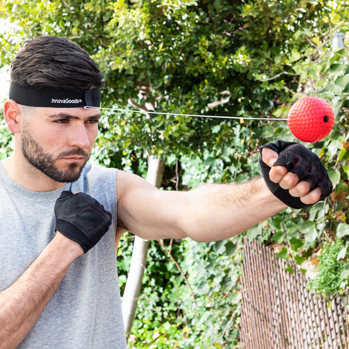 InnovaGoods Boxovací míček Balxing