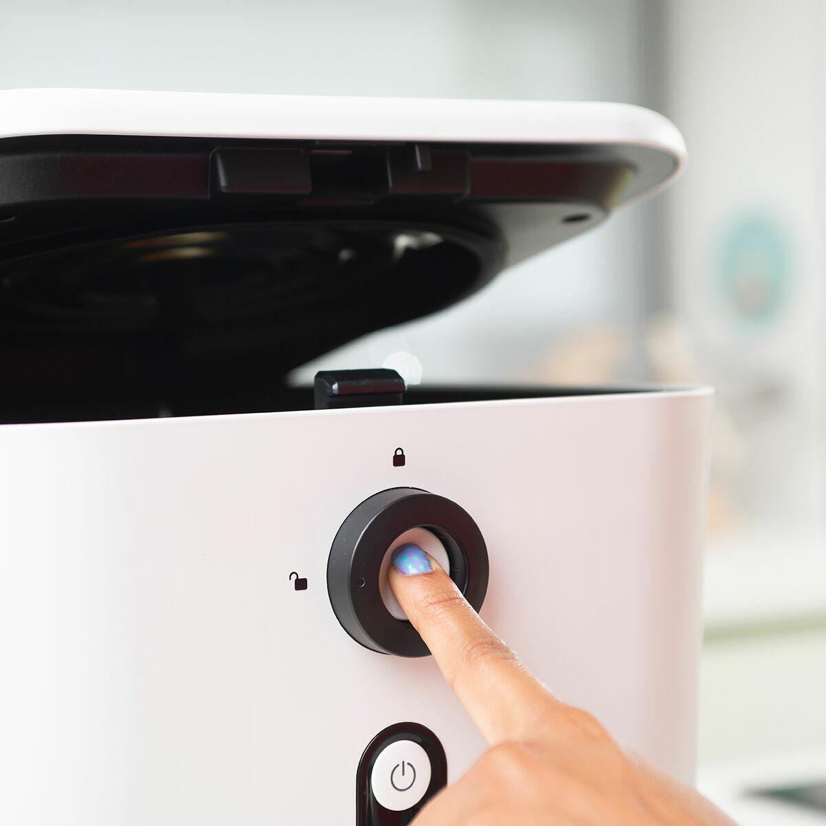 InnovaGoods Elektrický kuchyňský kompostér Ewooster