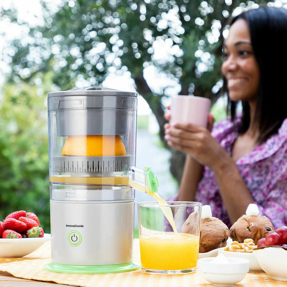 InnovaGoods Dobíjecí automatický odšťavňovač Juisso