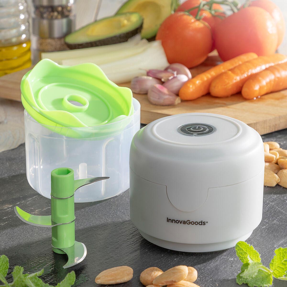 InnovaGoods Dobíjecí přenosný mini sekáček Echoppie