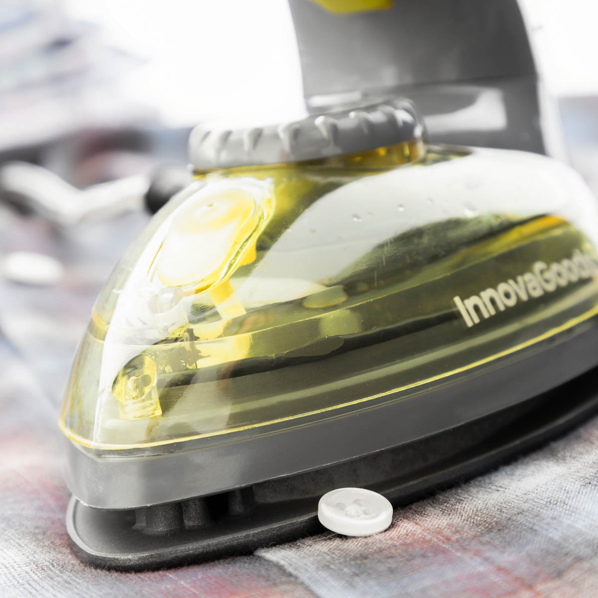 InnovaGoods Mini napařovací žehlička 2 v 1 Velyron