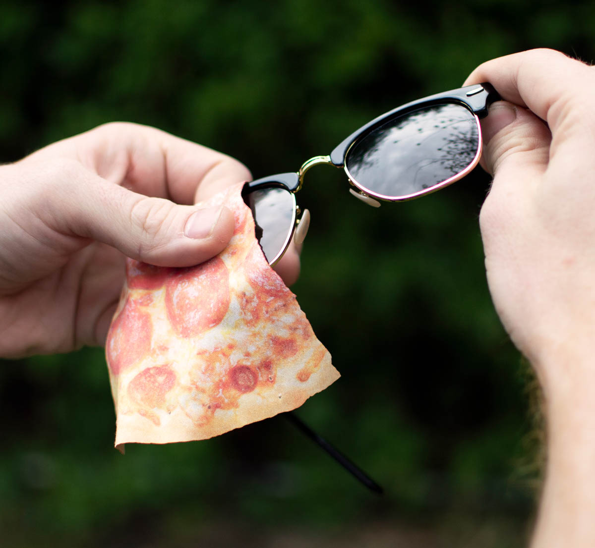 MAGS Utěrka na brýle z mikrovlákna Pizza