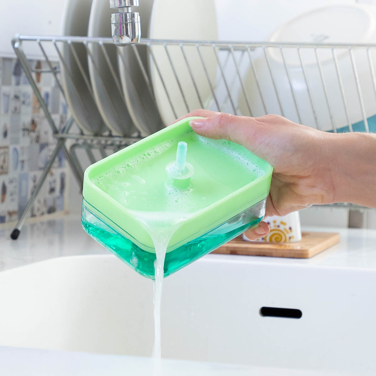 InnovaGoods Dávkovač mycího prostředku Pushoap