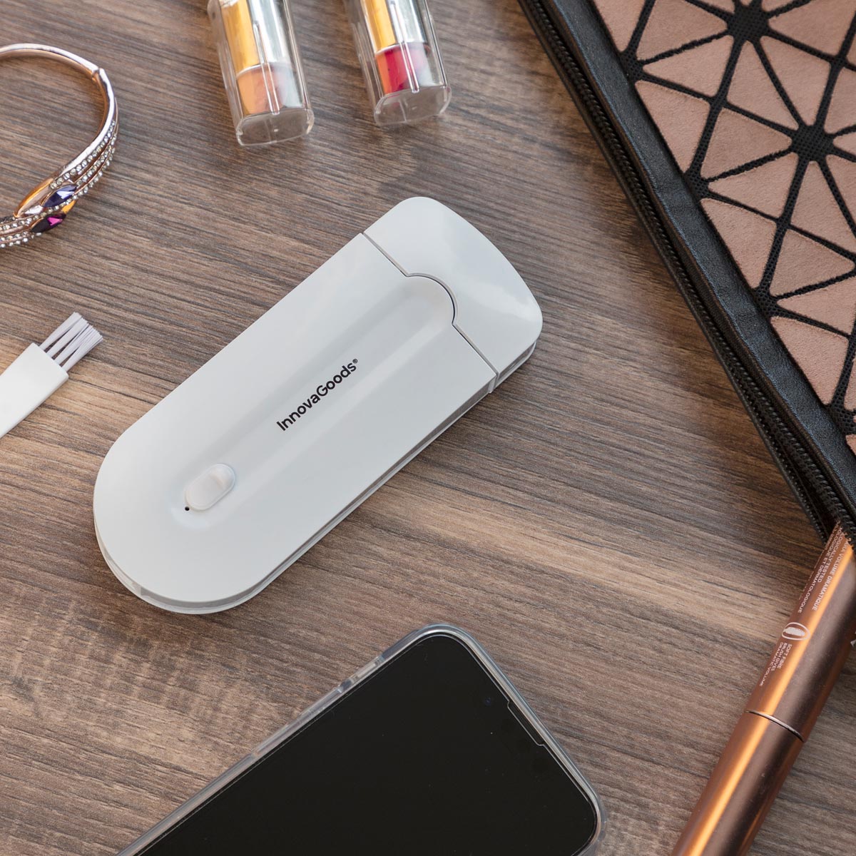 InnovaGoods Nabíjecí dámský holicí strojek s LED světlem Epiluch