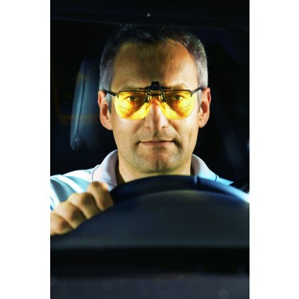 Nástavec na okuliare na nočnú jazdu