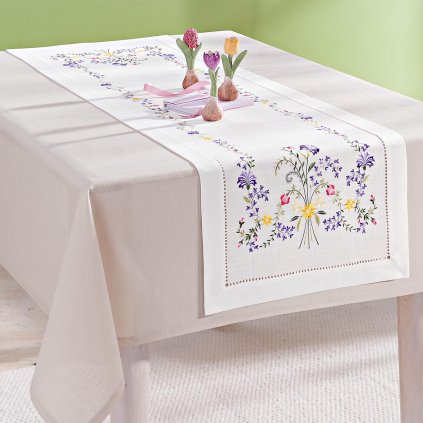 Behúň na stôl Kvetinová romanca, 40 x 140 cm