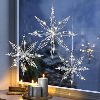 LED závesná hviezda Strieborná žiara, 20 cm
