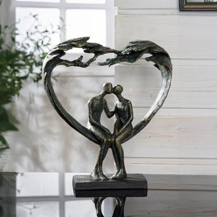 Soška Bozk pod stromčekom