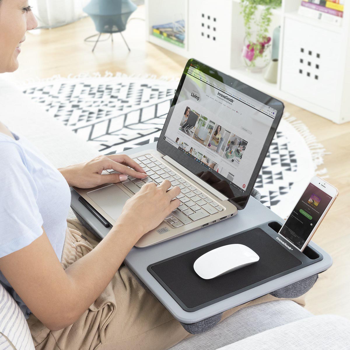 E-shop Stolík na notebook Deskion XL
