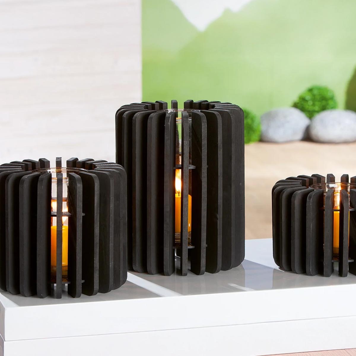 E-shop Drevený lampáš, čierny, 25 cm