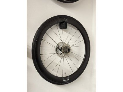 Nástěnný držák kola