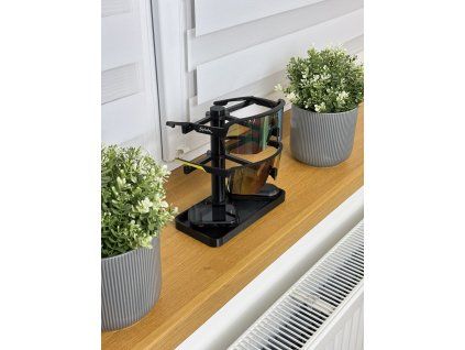 Stojánek na cyklistické brýle