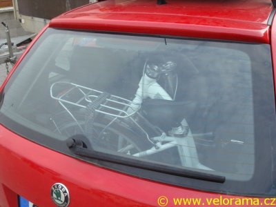Skládací kolo do auta – Škoda Fabia (2004)