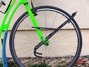 Montáž nosiče Tubus Tara na koloběžku Mibo GT