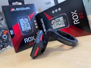 JEDEN COMPUTER, ŽÁDNÁ ČIDLA. PŘICHÁZÍ SIGMA ROX 2.0 GPS