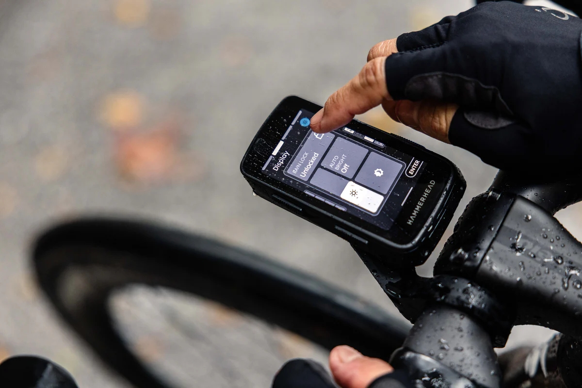 Nový Karoo Hammerhead: Revoluce v cyklistické navigaci
