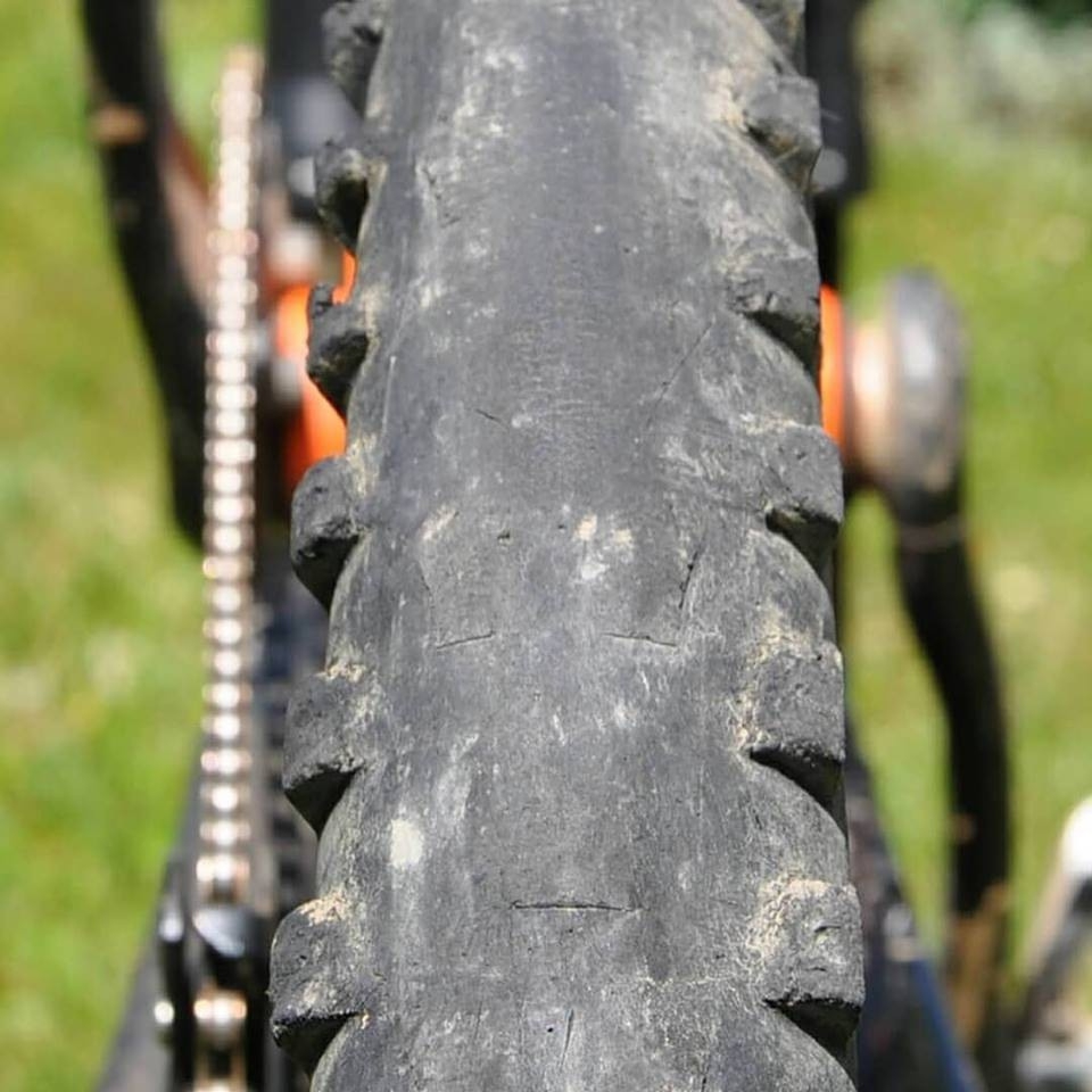 SJETÉ PLÁŠTĚ ZASLOUŽÍ VÝMĚNU ZA NOVÉ!