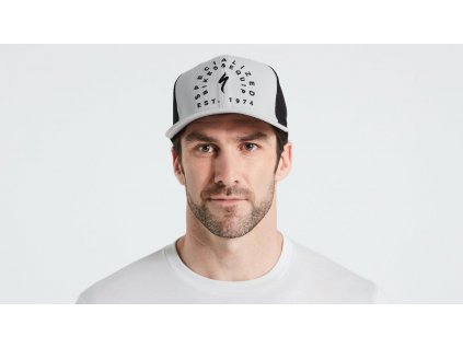 SPECIALIZED New Era Stoke Trucker Hat Dove Grey