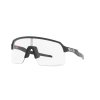 OAKLEY Sutro Lite Matte Carbon w/Clear To Black Photochromic  Športové cyklistické okuliare