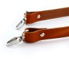 Kožený popruh prošívaný 58 cm, š. 2,5 cm, přírodní hnědý, karabina s oválným průvlekem, nikl
