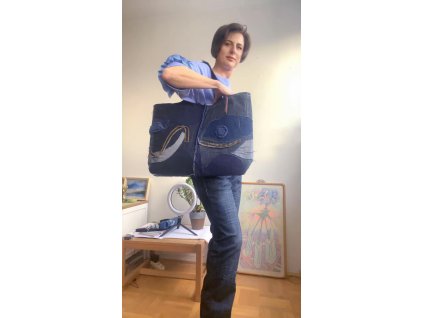 temp image 14534530 468F 41EB 9F1C 181200838FE1