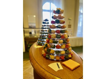 Věž 10 pater sladká