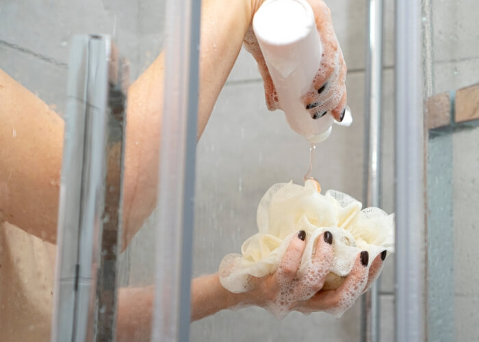 Intimní hygiena není tabu: Čím se mýt, a na co naopak zapomenout