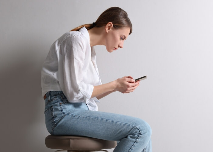 Bolí vás záda a hodně sedíte? Tak to zbystřete!