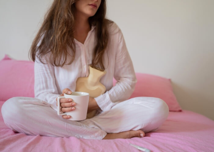 Jak zvládnout PMS (Premenstruační syndrom)? Vše, co potřebujete vědět - kompletní průvodce.