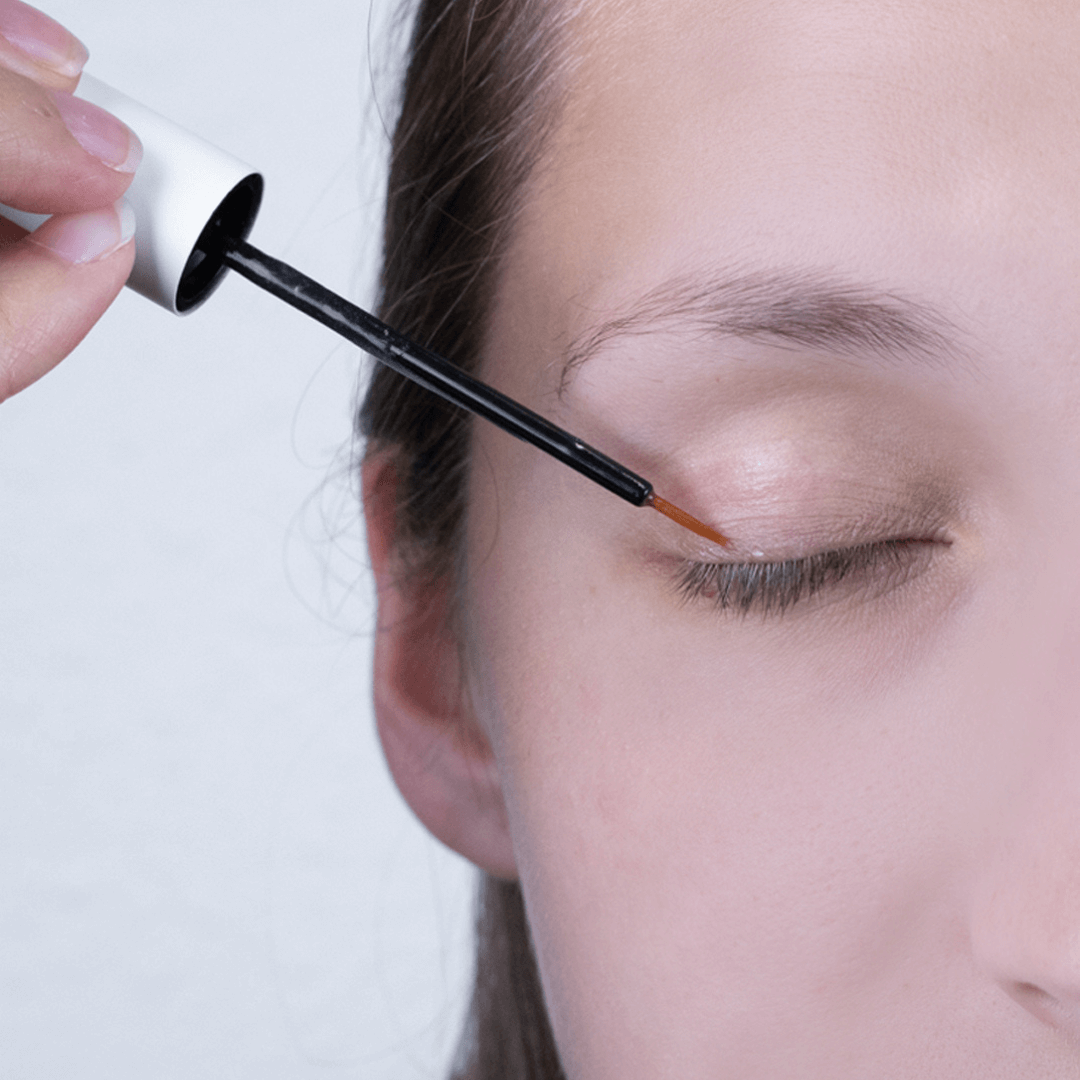 VENIRA sérum pro podporu růstu řas a obočí