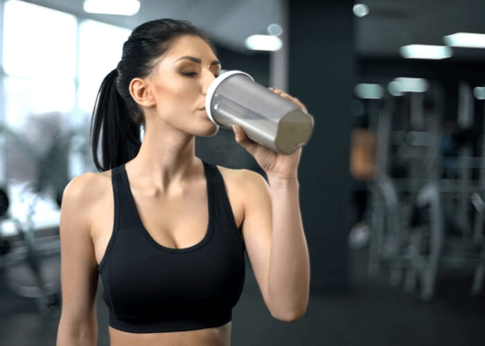Whey protein vs. clear protein, jaký je mezi tím rozdíl a jaký je lepší?