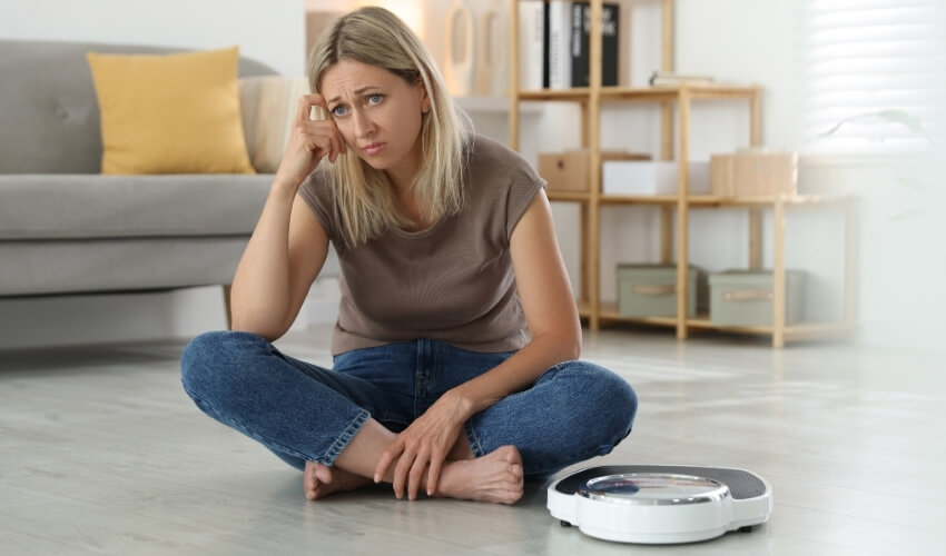 Přibírání během menopauzy – proč se to děje a co s tím