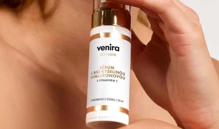 Sérum s BIO kyselinou hyaluronovou a vitaminem C VENIRA