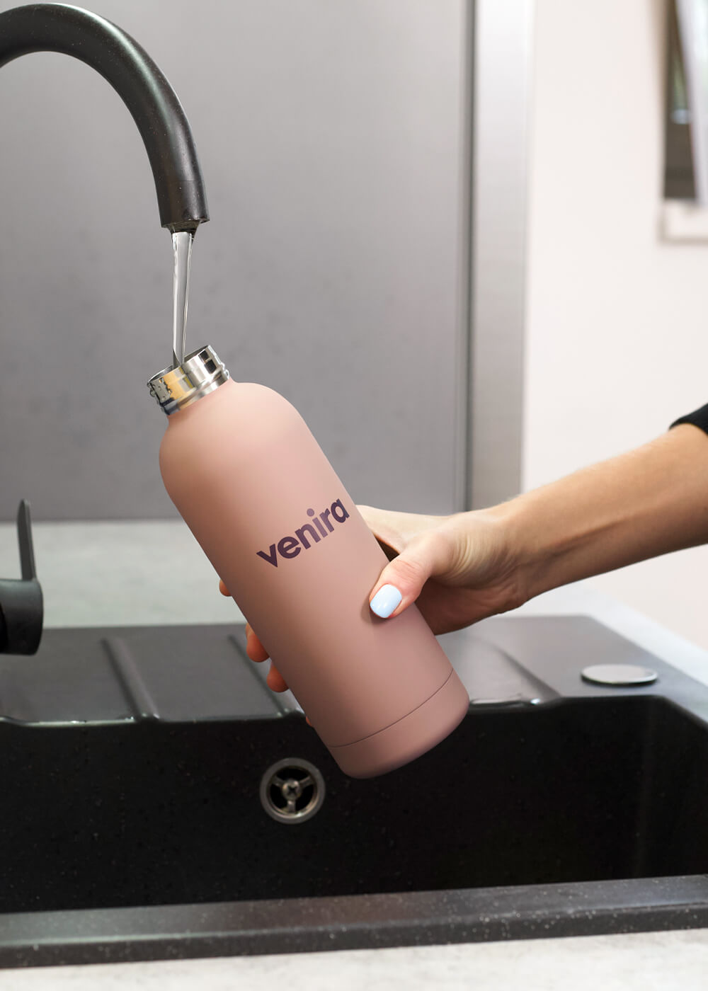 VENIRA termoláhev s uzávěrem, hnědá, 500 ml