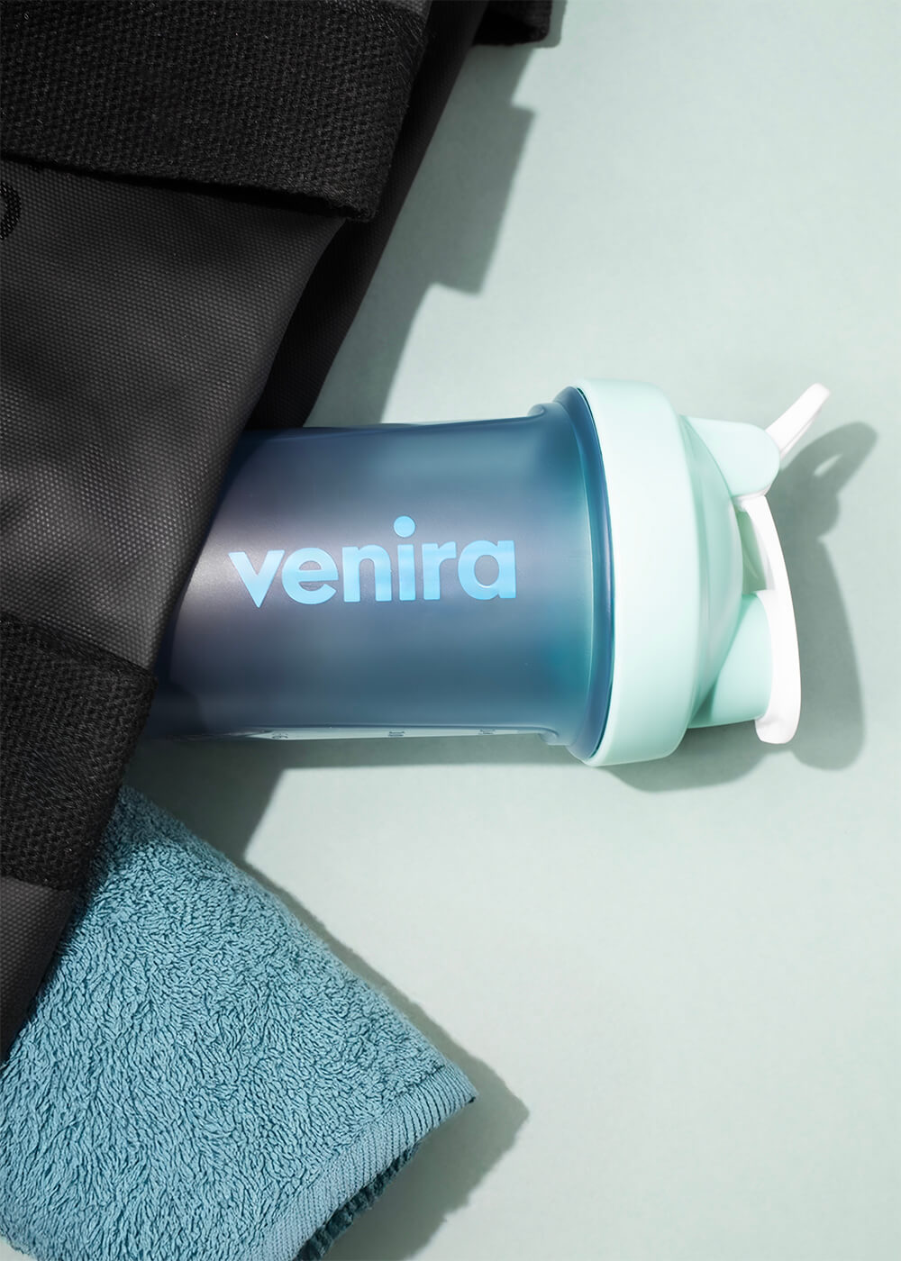 VENIRA shaker PRO s poutkem, mintový, 400 ml