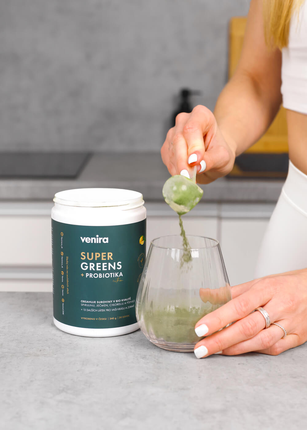 VENIRA super greens + probiotika, citron, 340 g