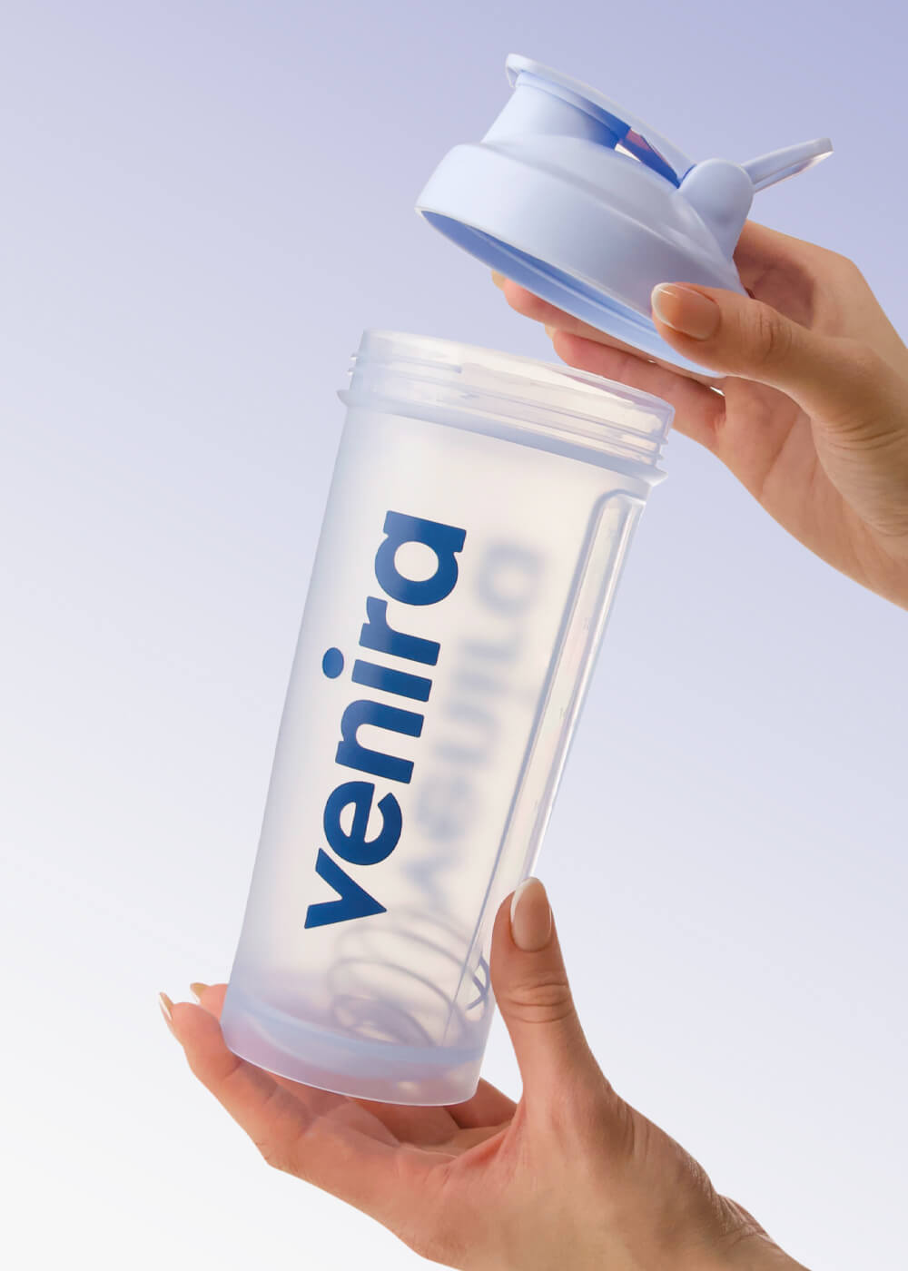 VENIRA shaker PRO s poutkem, modrý - 600 ml