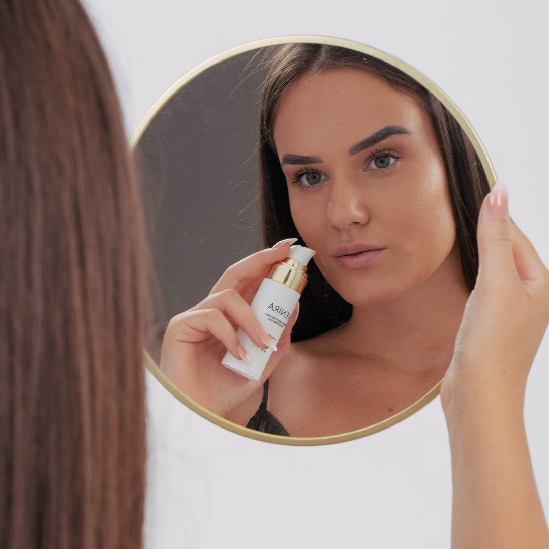 VENIRA sérum s BIO kyselinou hyalurónovou a vitamínom C