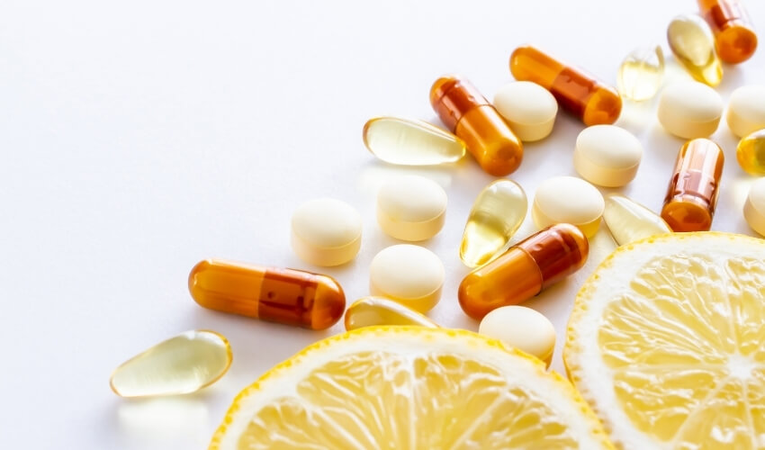 Vitamíny pre dojčiace ženy od VENIRA v podobe malinových srdiečok