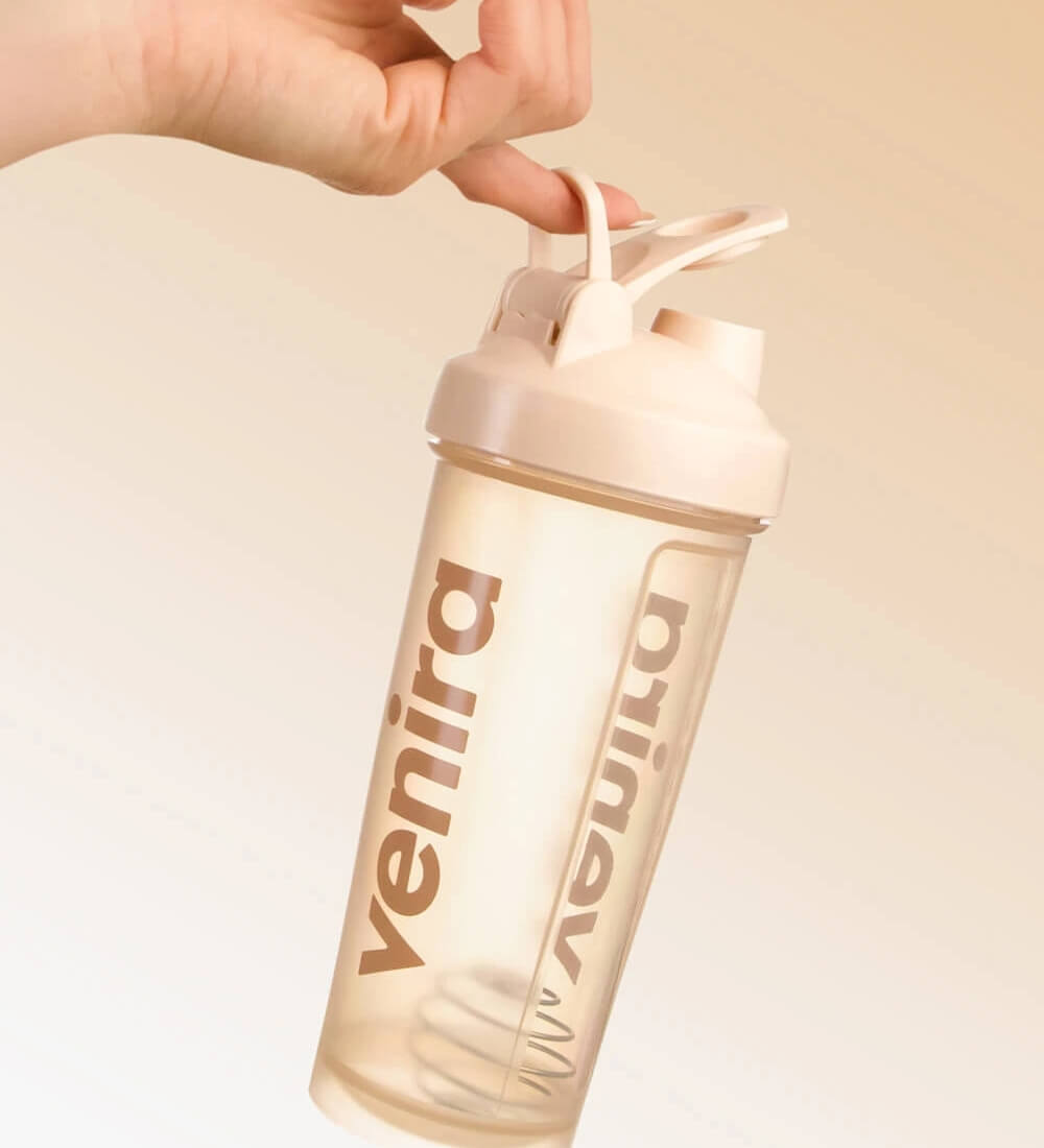 Shaker PRO s pútkom, 600 ml, béžový