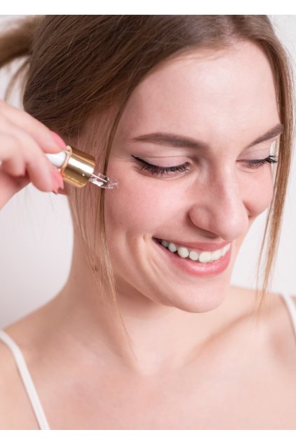 https://www.venira.sk/user/documents/upload/Produktové videa/antiaging.mp4