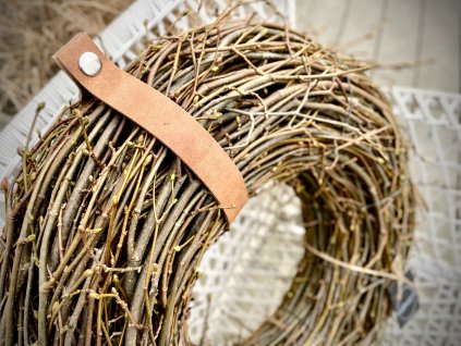 Jarní větvičkový věnec