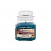 Yankee Candle Beach Escape Vonná svíčka 104 g