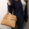 Coccola - Leather handbag (Farba Čierna)