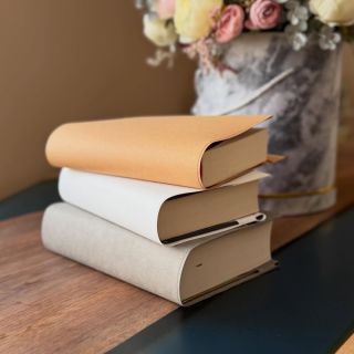 VeraCover - obal na Vaše příběhy 📖 🩶 #cteni #knizniobal #krafotvypapir #ekotvorba #slowdesign