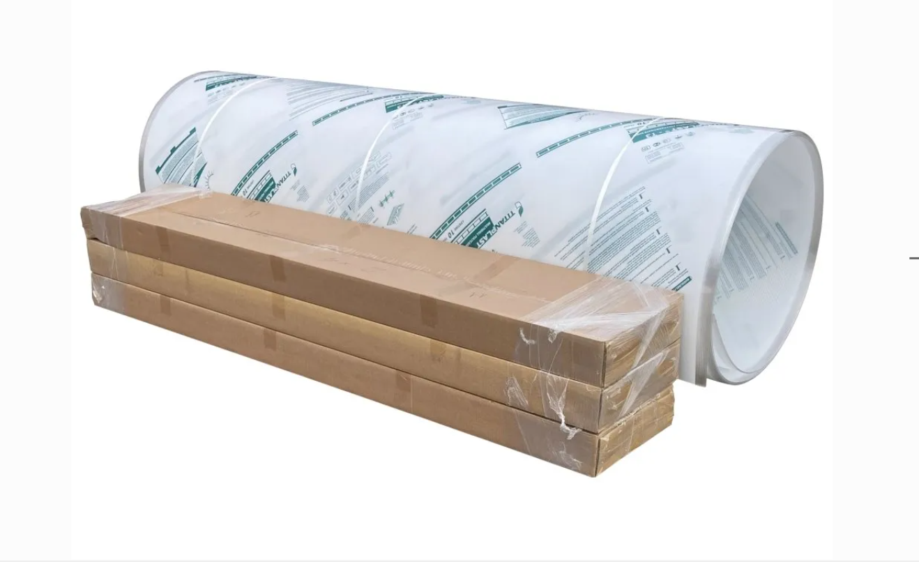 CLASIC 2,5×6 m — obsah balení ve 4 kartonech: ocelové díly, 3 desky polykarbonátu a spojovací materiál