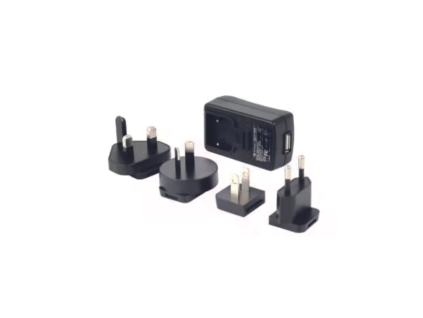 FR08 Síťový adaptér USB pro bater.ACK053